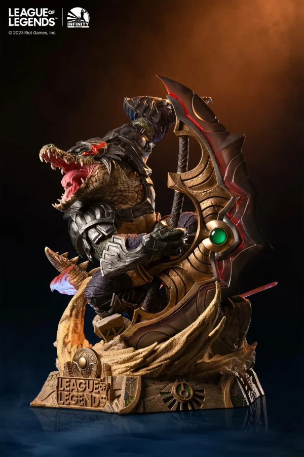 The Butcher of the Sands Renekton with LED – League of Legends – Infinity Studio 2