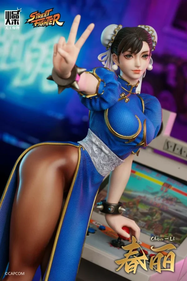 Chun Li with LED TGZW Studio 6