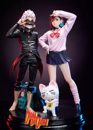 Momo Ayase and Takakura Ken - Excution Studio [Pre-sale]