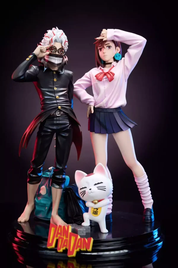 Momo Ayase and Takakura Ken - Excution Studio [Pre-sale]