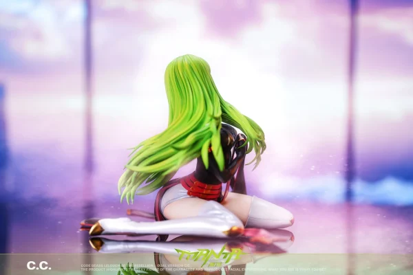 Kneeling C.C. - Manta Studio [Pre-sale] - Image 3
